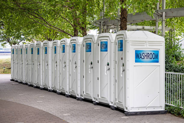 Best High-end porta potty rental  in Sixteen Mile Stand, OH
